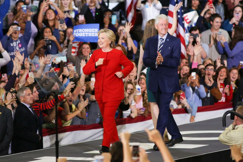  Hillary Clinton rocking her red pantsuit hours before the poll