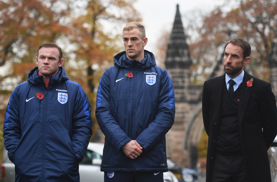 The squad were paying tribute at Stapenhill Cemetery in Staffordshire