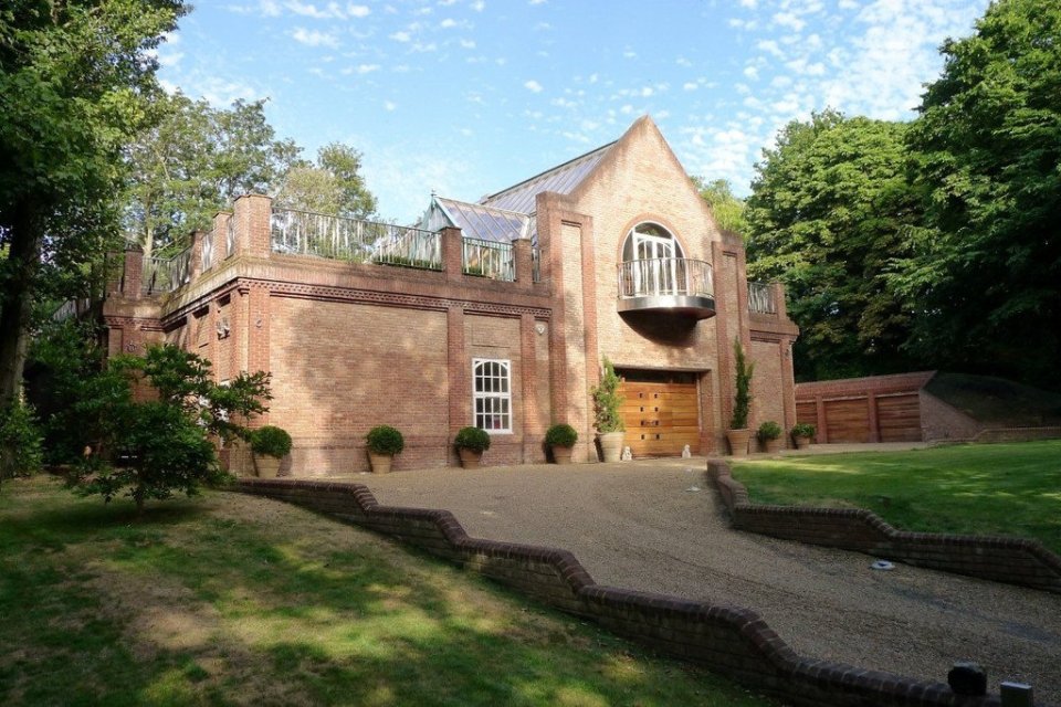  This mansion in Chislehurst, Kent, is a converted Cold War nuclear bunker