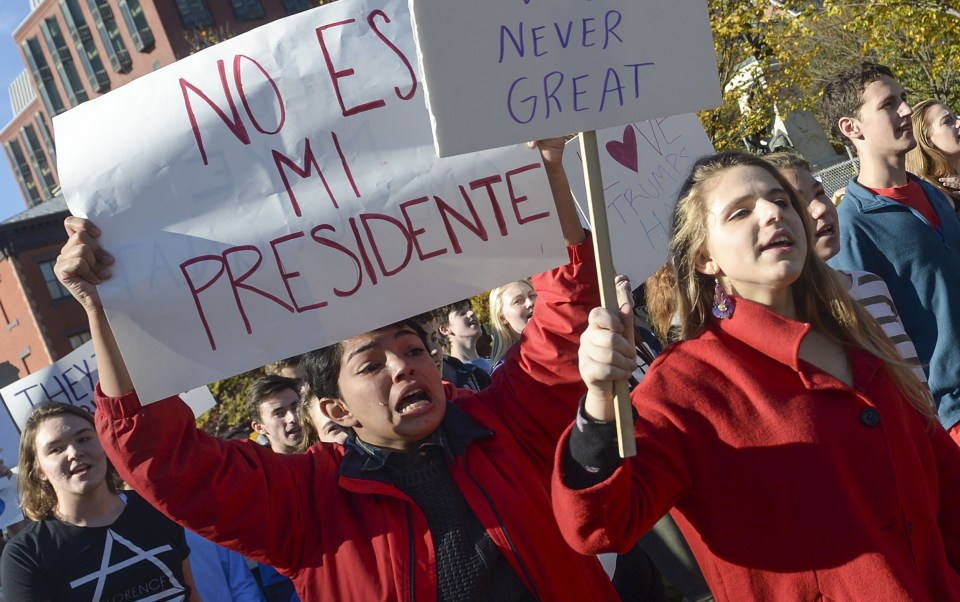  Emotional protester bursts into tears in demonstration outside the White House