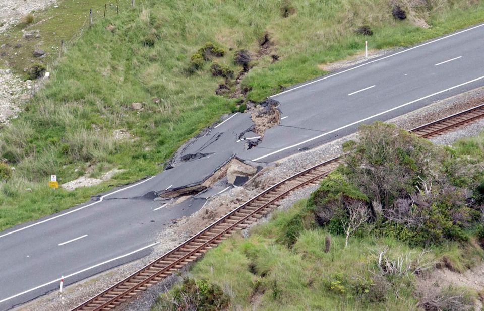  Damage to a highway in New Zealand following an earthquake