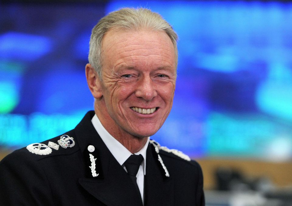 Sir Bernard Hogan-Howe retirement