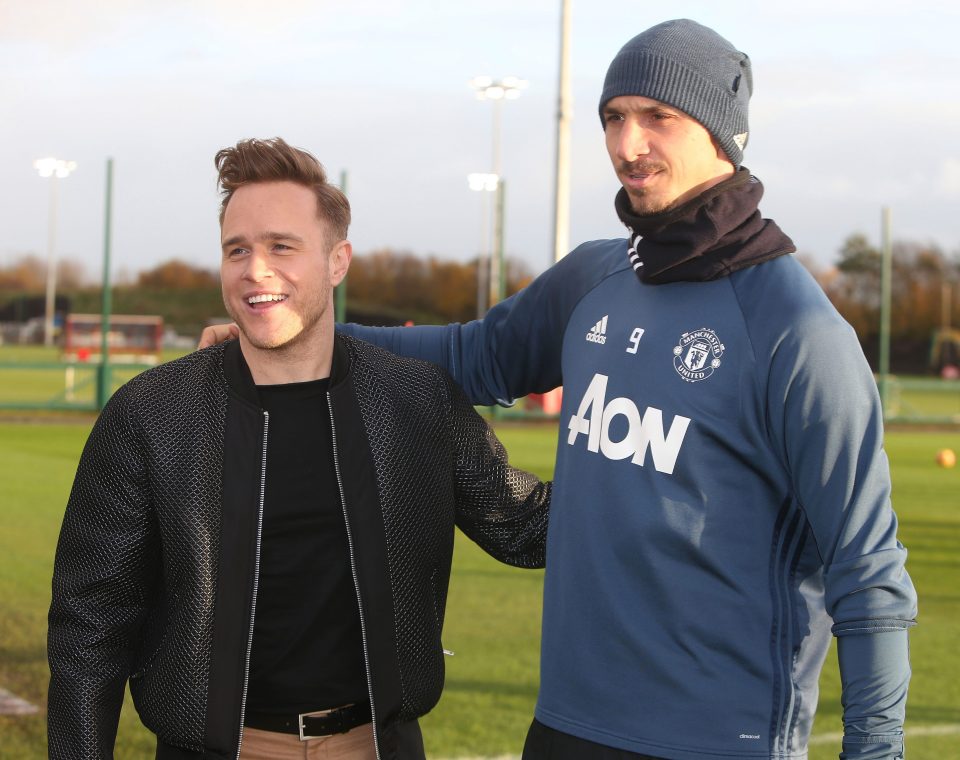 Zlatan poses with Murs at Carrington