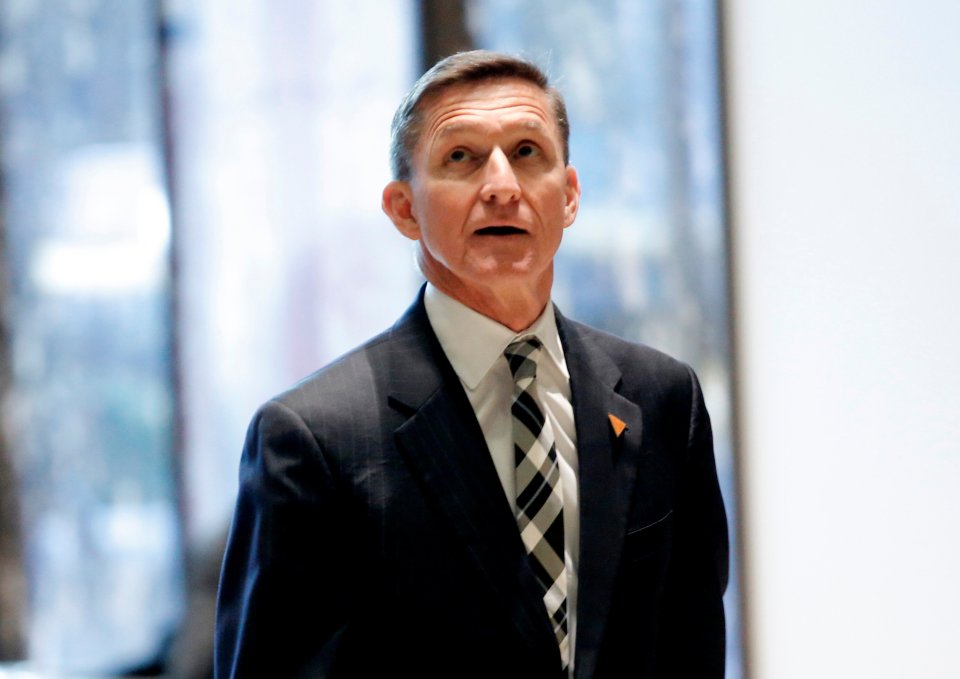  Retired U.S. Army Lieutenant General Mike Flynn arrives to meet with U.S. President-elect Donald Trump at Trump Tower