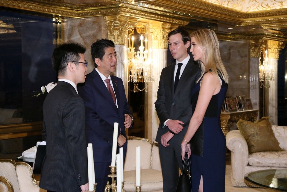  Japan's Prime Minister Shinzo Abe meets with U.S. President-elect Donald Trump's daughter Ivanka Trump and her husband Jared Kushner