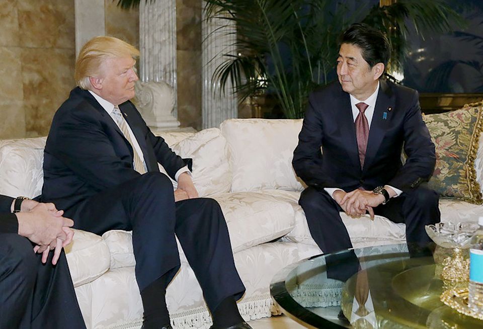  The two men swapped golf equipment after their chat