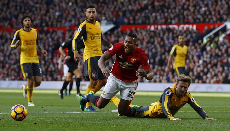  This was the flashpoint that sent Mourinho mad, Valencia is seemingly fouled in the area by Arsenals Nacho Monreal