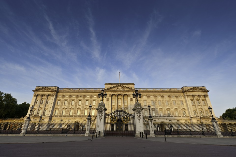  Will Donald Trump visit Buckingham Palace next year?