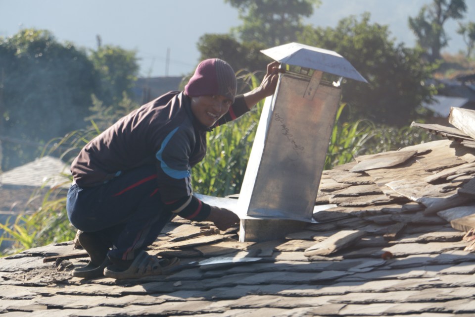 Charities are working to help install smoke hoods for families living in Nepal's rural areas