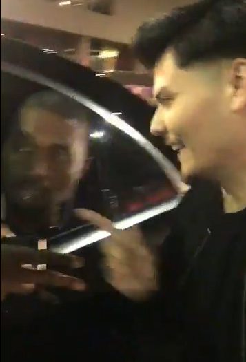  Kanye West demanded his driver stopped his car in traffic to greet a fan