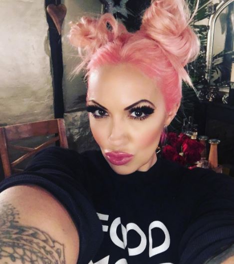  Jodie Marsh debuted her new pink hair on social media