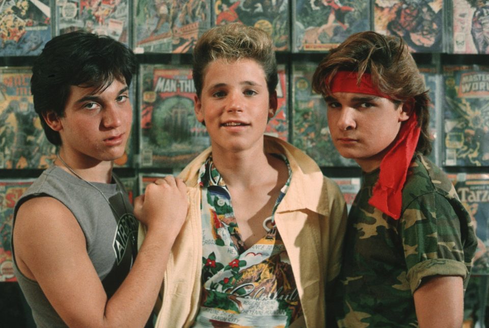 Feldman's role in the 1987 film The Lost Boys cemented his friendship with Corey Haim, centre