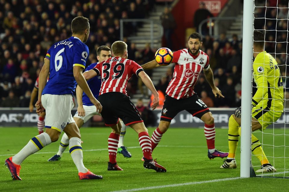  Debutant Josh Sims hooks it on to Charlie Austin to nod home inside the opening minute