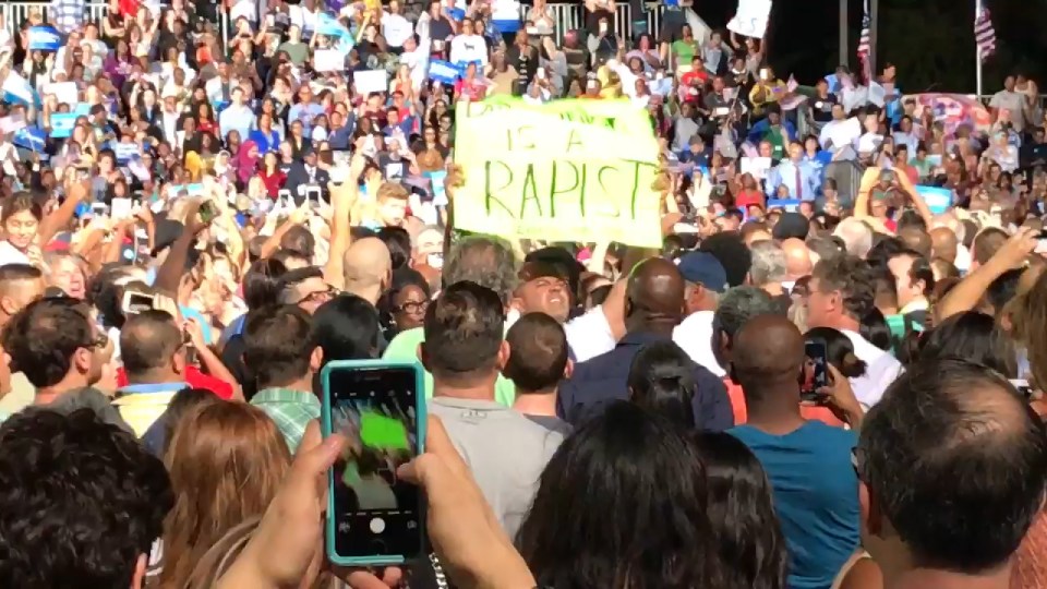 protestor-at-clinton-rally-twitter-jamienbc6-161102-mp4-00_00_00_00-still001