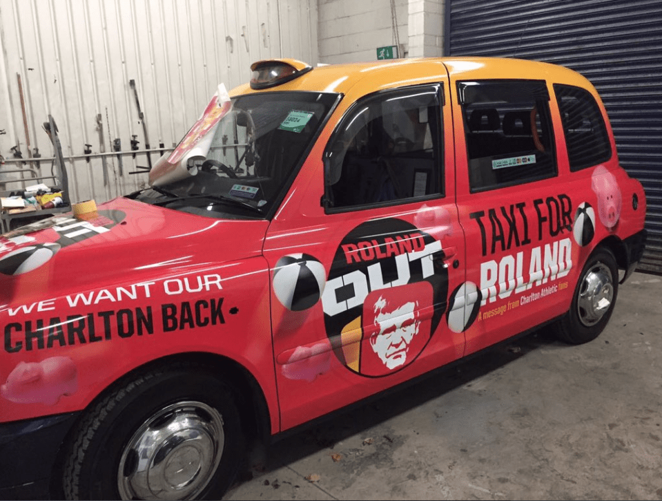 After the stunt, the cab will drive around London for three months in the hands of a boycotting Charlton cabbie