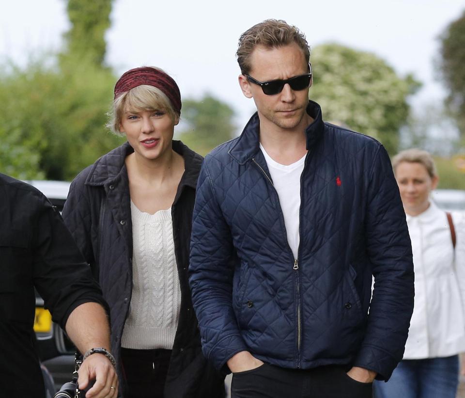 Taylor Swift, Tom Hiddleston