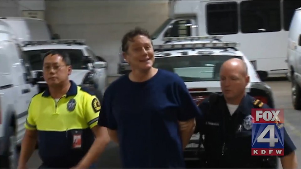 beverly-hills-cop-star-judge-reinhold-arrested-after-airport-row-00_00_11_07-still031-1