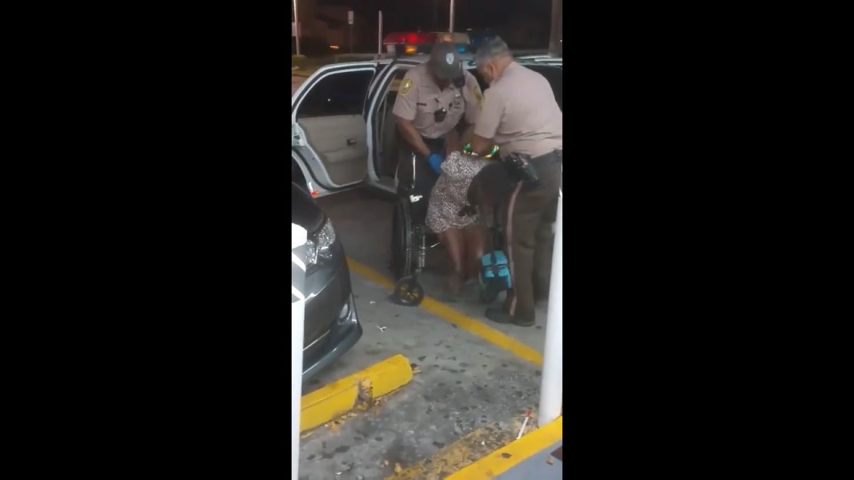  Double amputee falls out of wheelchair in shocking arrest in Miami, Florida