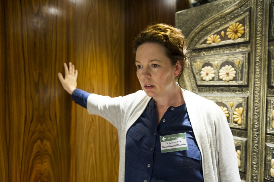  Olivia Colman couldn't be at the awards show to collect her award for her role in The Night Manager