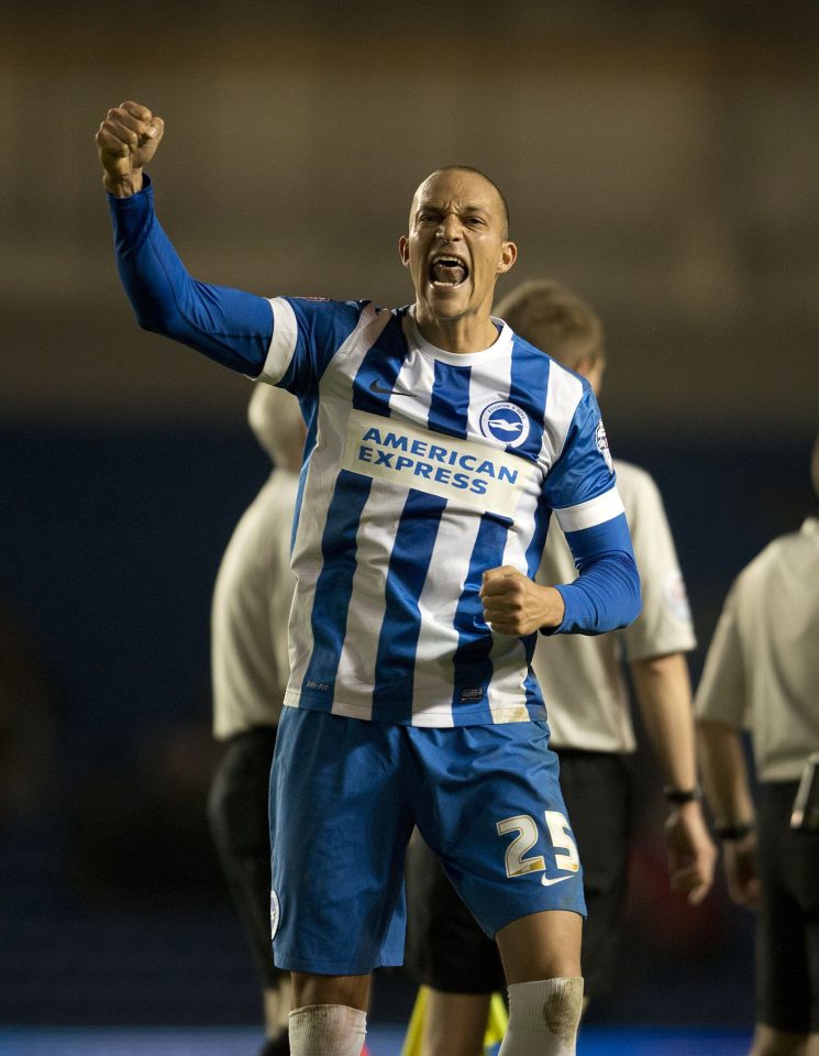  Zamora returned to Brighton for a second spell, but has had to retire due to injury