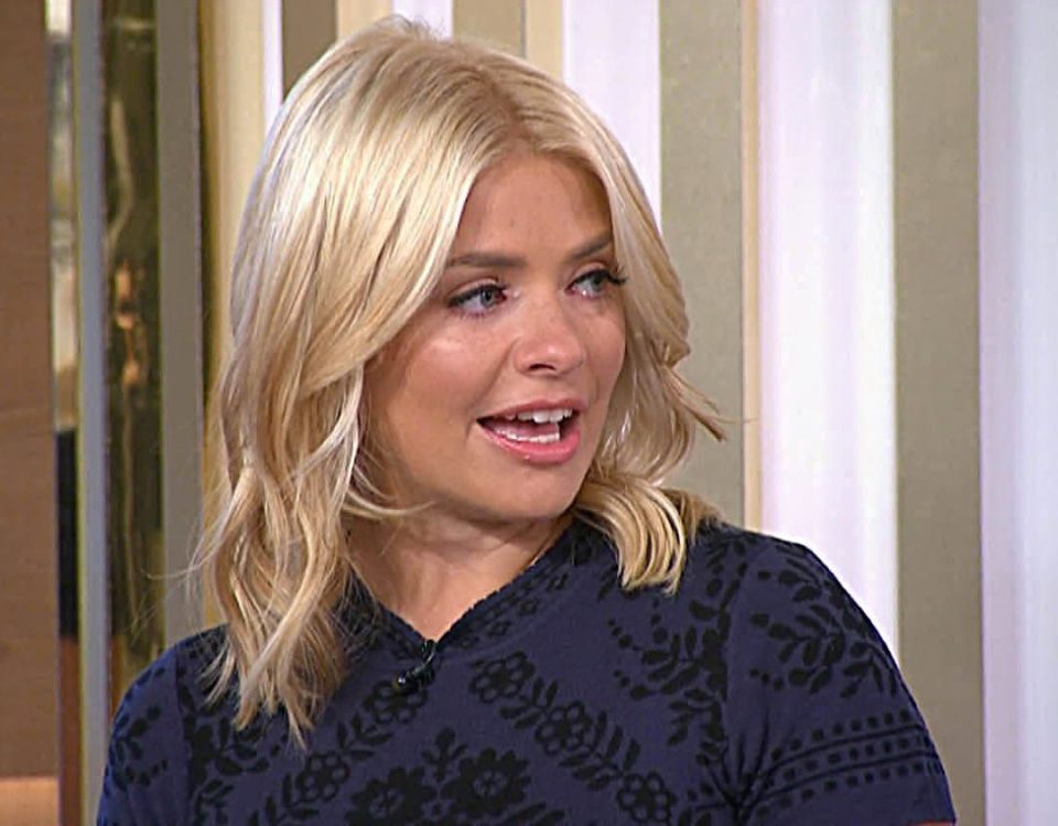  Holly Willoughby fights back the tears while talking about her beloved cat