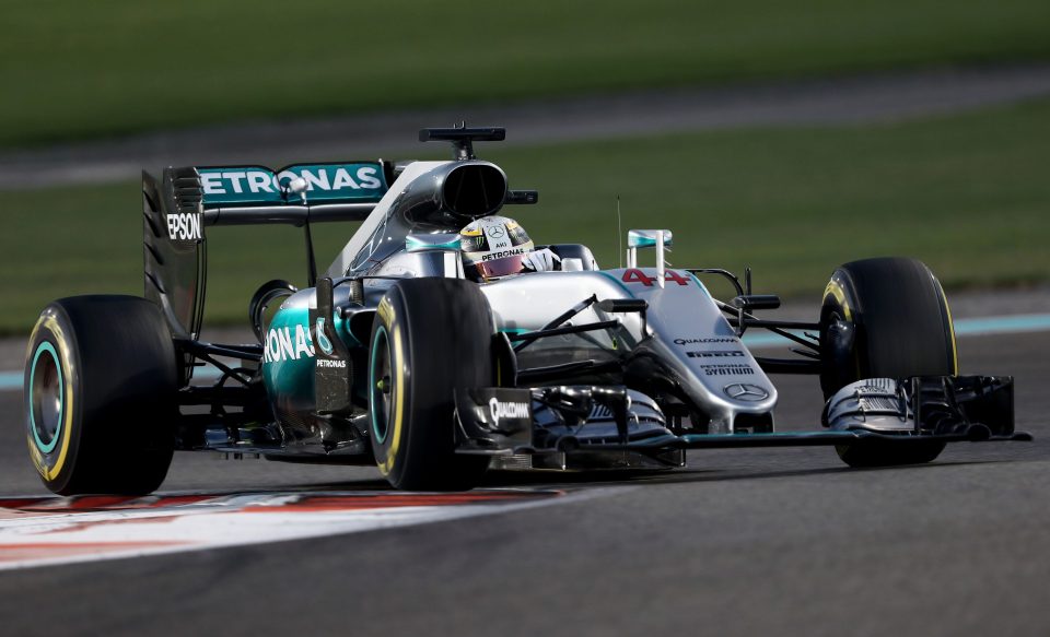  Hamilton says he is intent on regaining his crown next year