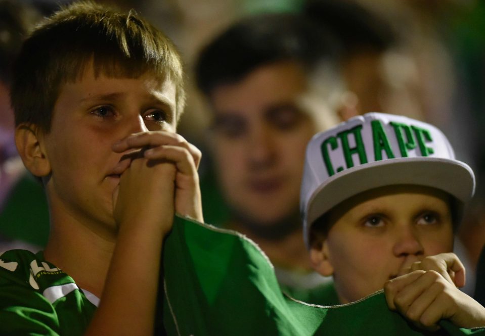  Chapecoense fans in tribute to the club's dead players and staff