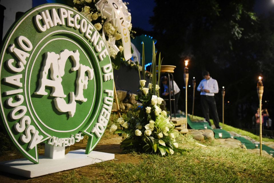  One of many tributes tribute to the Chapecoense victims of the plane crash in the Colombian mountains