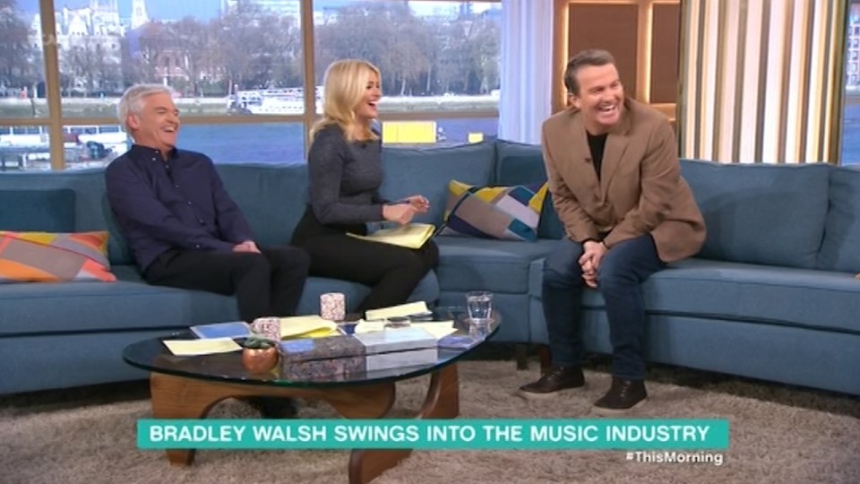 Bradley Walsh admitted to Phil he tried to 'nick' his mobile phone