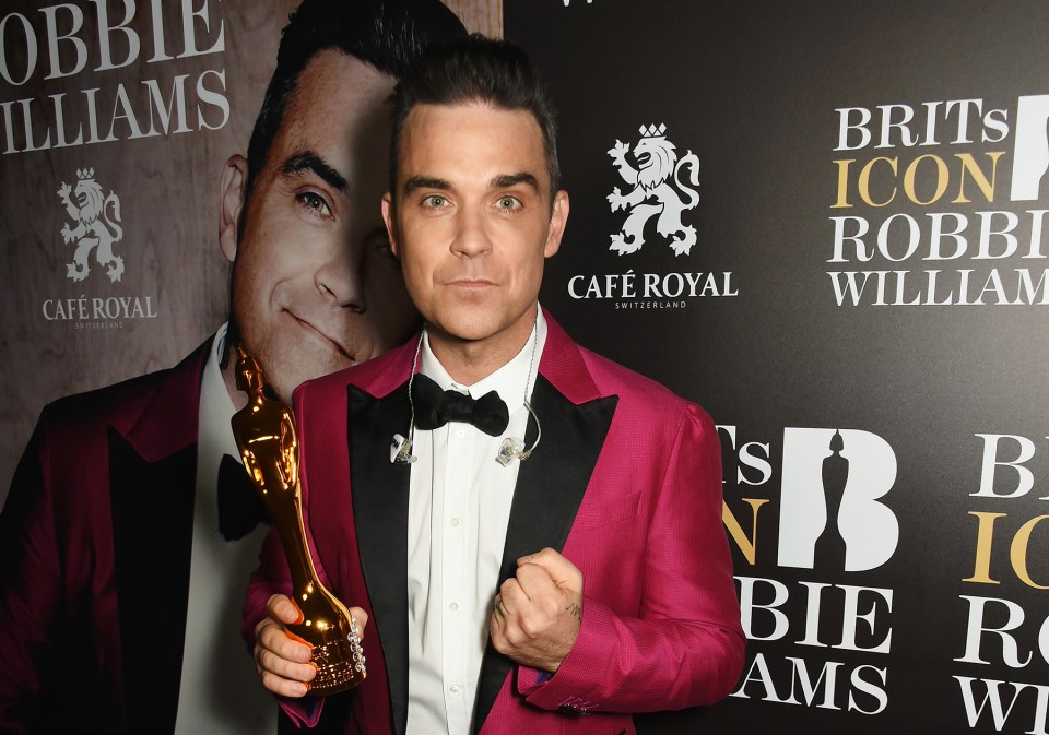  Robbie will be capping off a banner year with a live performance in central London for the BBC