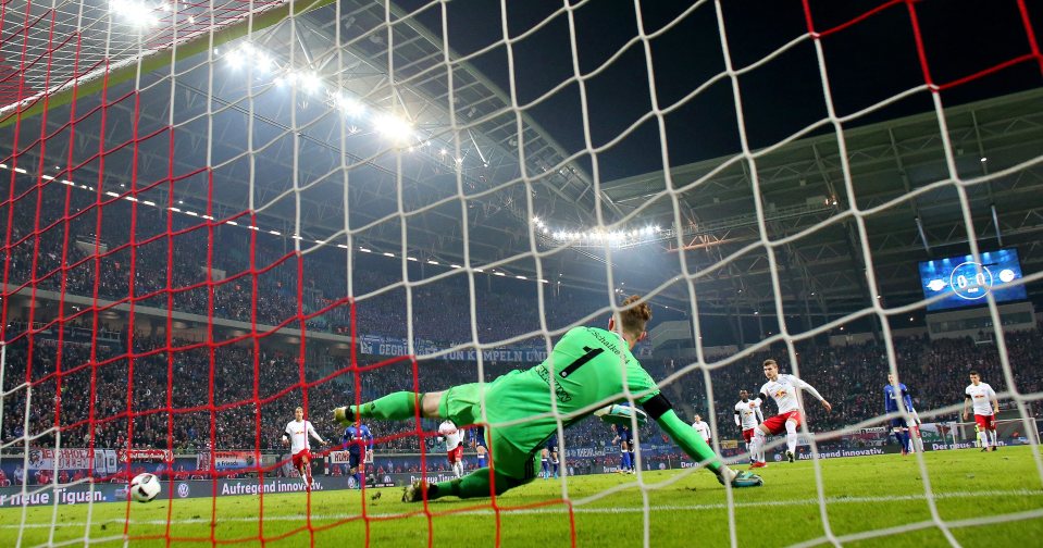  Timo Werner buries the penalty to send the Bundesliga leaders ahead