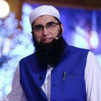  Singer-turned-preacher Junaid Jamshed is believed to have been on the flight