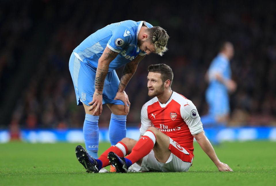  Arsenal defender out for three weeks with hamstring injury