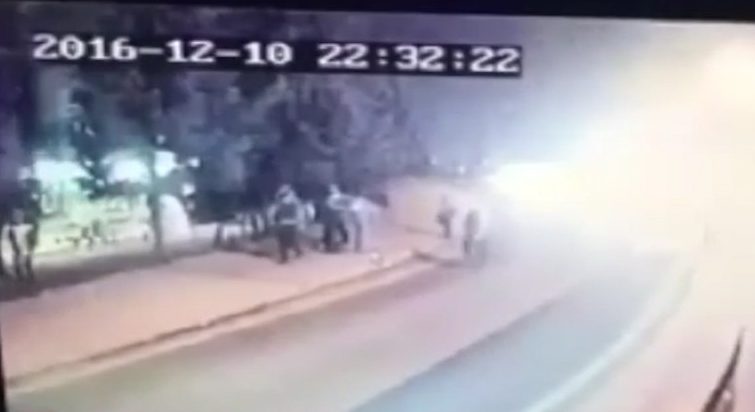 Footage has emerged which appears to show police surrounding a suicide bomber moments before he blew himself up in Istanbul