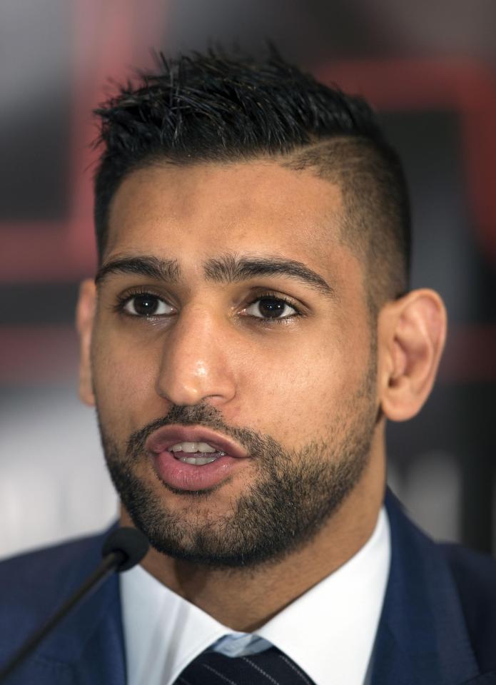 Sources close to Amir Khan say there's still a chance the boxer could fight Danny Garcia first