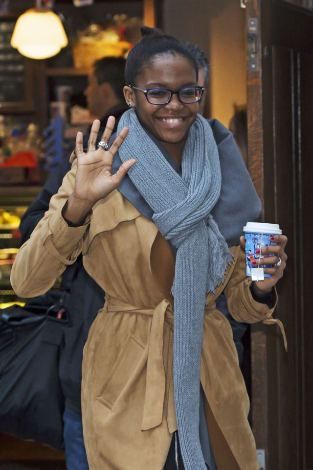  Danny's partner Oti Mabuse gave a wave as she set off to rehearsals