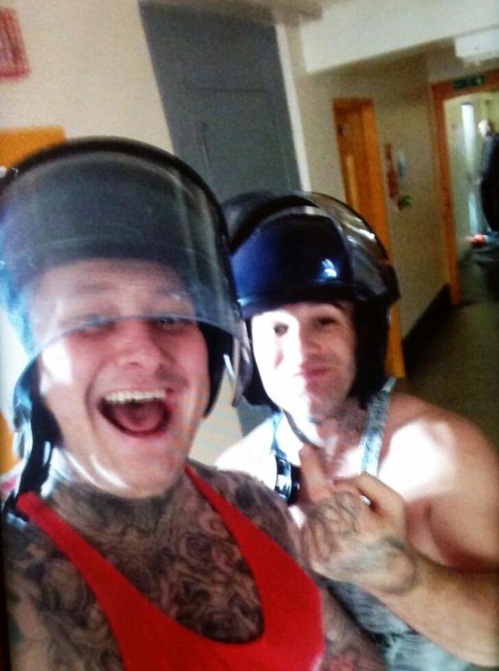  Carl Brookes and Ross Queen pose for selfie during prison riot