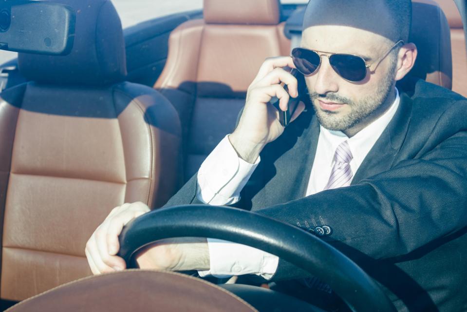  Ministers are looking at ways mobile phone signal could be blocked in cars