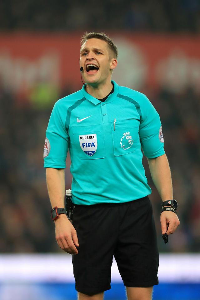 Howard Webb calls for Craig Pawson to be dropped