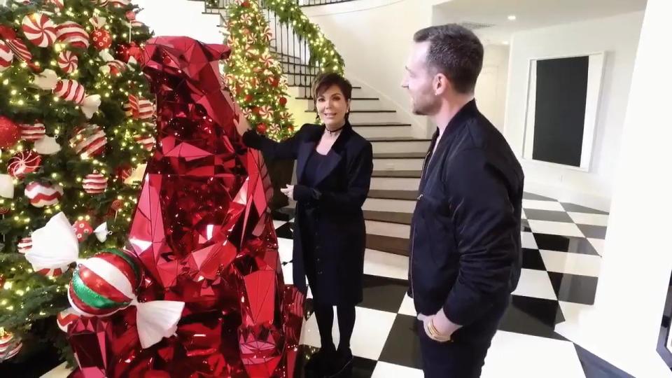  Kris Jenner showed off her giant red shiny bear