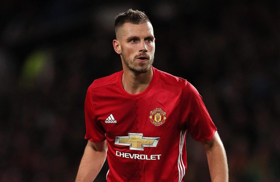 Morgan Schneiderlin has been told he can leave Manchester United