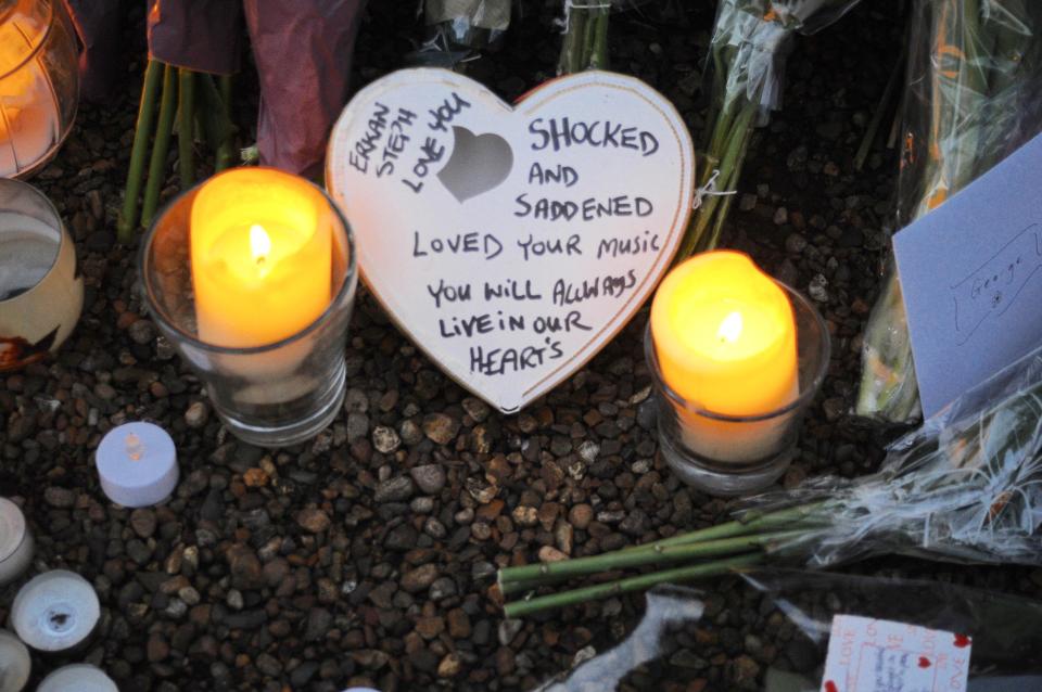  Heartfelt messages were left for the singer outside his home