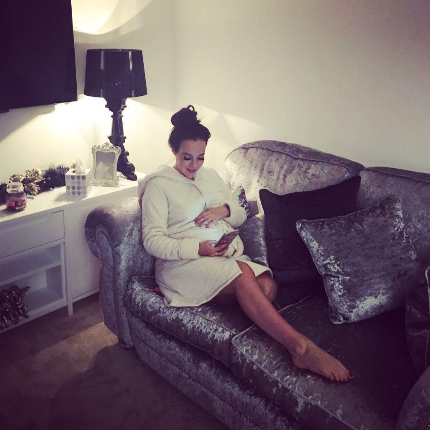  Stephanie Davis has shared a new picture as she nears the end of her pregnancy