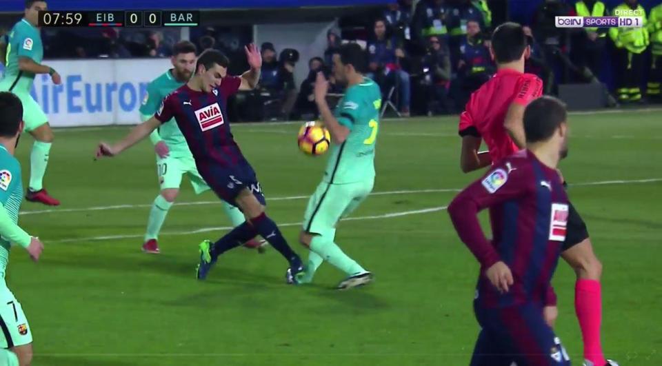  Busquets was not able to move out of the way