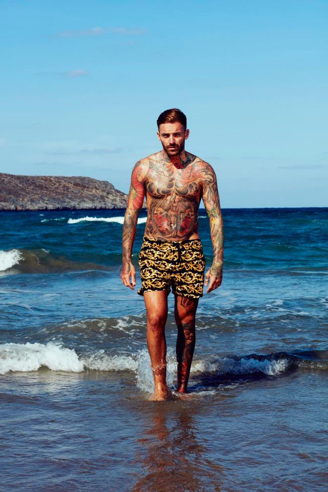  Ex on the Beach star Aaron Chalmers has confirmed his split from former Towie beauty Lauren Pope