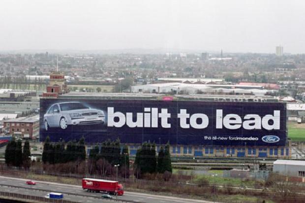  2000... 750,000 sales in UK. MkII launch. 2001 Giant poster at Fort Dunlop