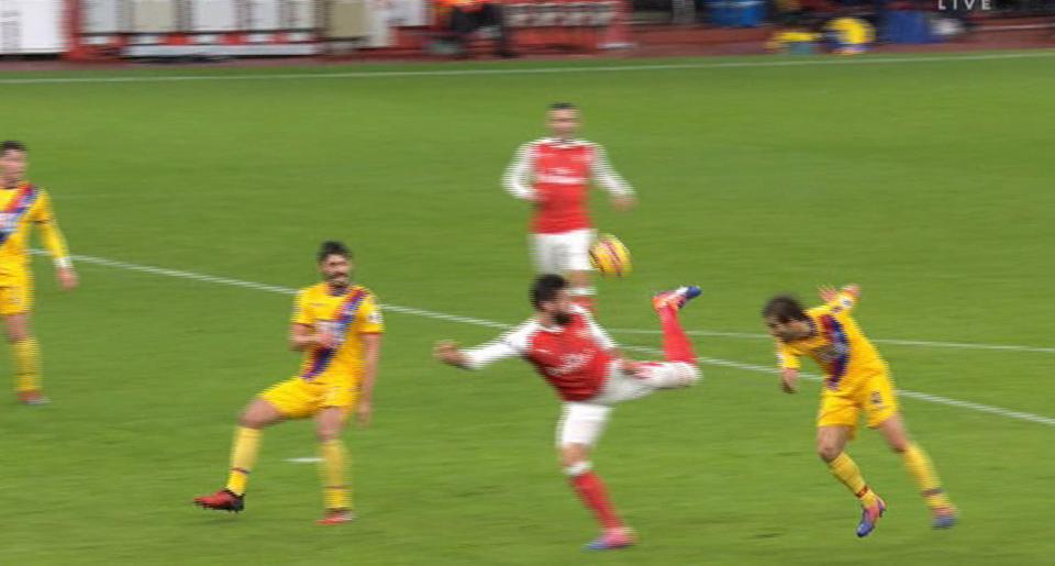 Olivier Giroud netted this stunning scorpion kick