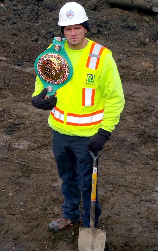  Joe Smith Jr proudly shows off the fruit of his labour, and we mean labour in the ring and not on the building site