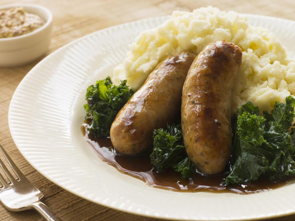  Just one instance of fat intake, the equivalent to the amount in a rich meal like sausage and mash, causes an immediate increase in fat accumulation and slows down liver metabolism