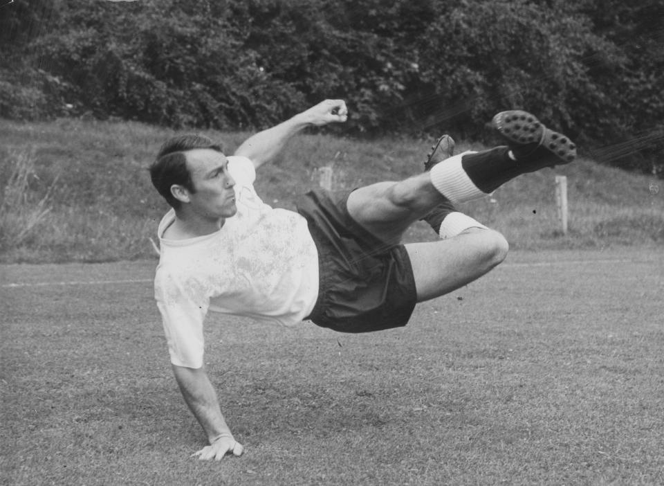  Jimmy Greaves perfects his bicycle kick in training